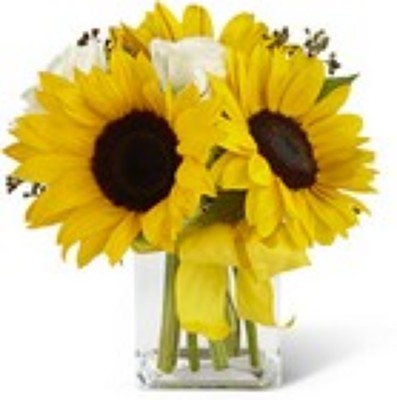 Perfect Sun Centerpiece from your local Clinton,TN florist, Knight's Flowers