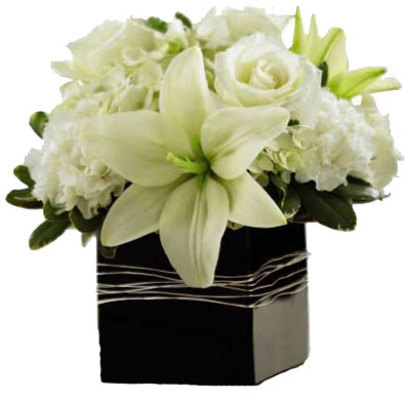 Graceful White Centerpiece from your local Clinton,TN florist, Knight's Flowers