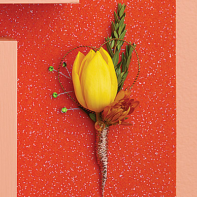 Summer Lovin' Groom's Boutonnière from your local Clinton,TN florist, Knight's Flowers
